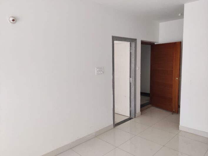 1247 Sq.Ft Flat with 2BHK For Sale 2BHK For Sale in Thanisandra Main Road