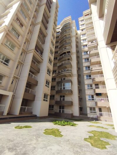 1375 Sq.Ft Flat with 3BHK For sale in Kalkere Agara Main Road