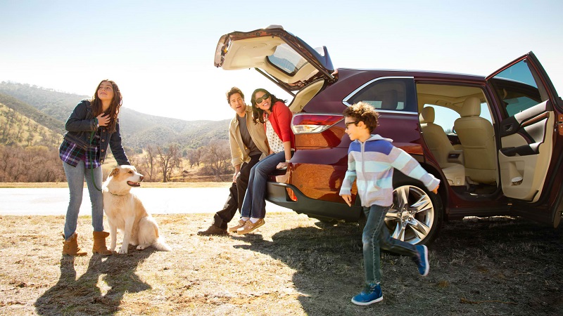 Innova Crysta on Rent in Delhi – Malhotra World Travels