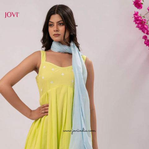 Elegant Looks: Best Rakhi Dresses for Women 2025 by JOVI India