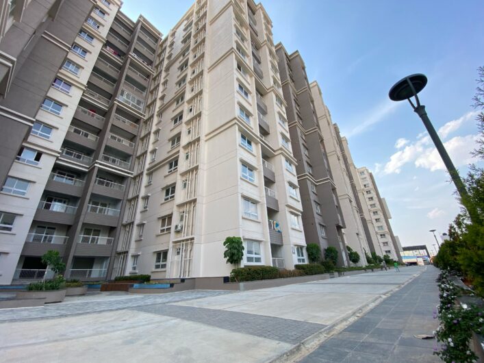 Ready-to-Move 2 & 3BHK Luxury Flats For Sale in Skygrand Kalkere Agara Main Road