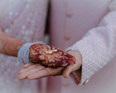 HinduWeddingPlanner-HinduWeddingDecor-WeddingDecorCanada-MandapDecor-IndianWeddingPlanner-BloomingWeddingDecor