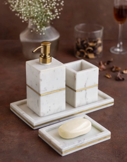Buying Guide: Natural vs. Engineered Marble in Home Décor