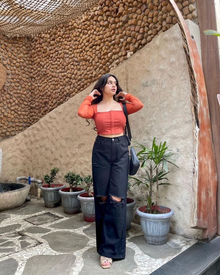 69→Sex 9643900018 Call Girls In Hauz Khas Delhi Ncr