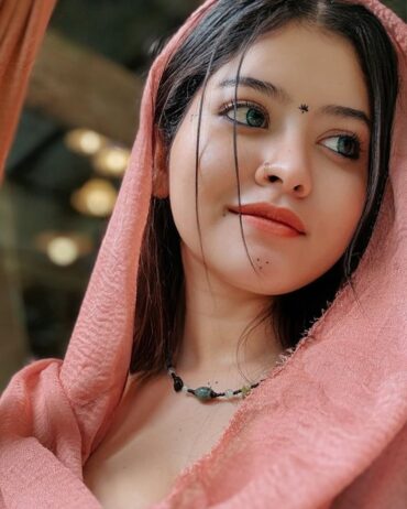 69→Sex 9643900018 Call Girls in Sarojini Nagar Delhi Ncr