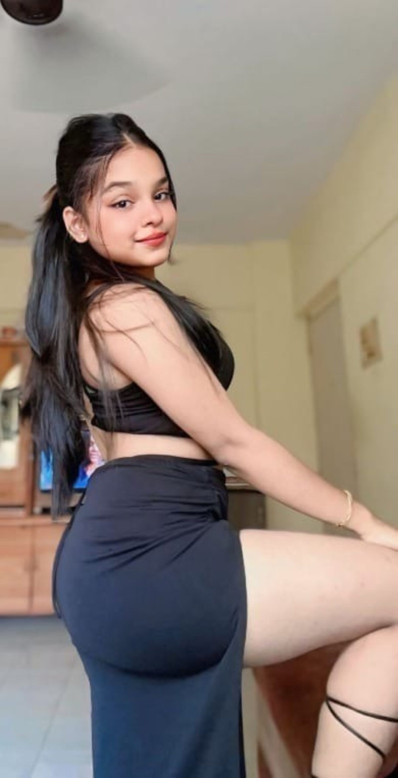 Call Girls In Jasola Vihar Shaheen Bagh +91-9958018831