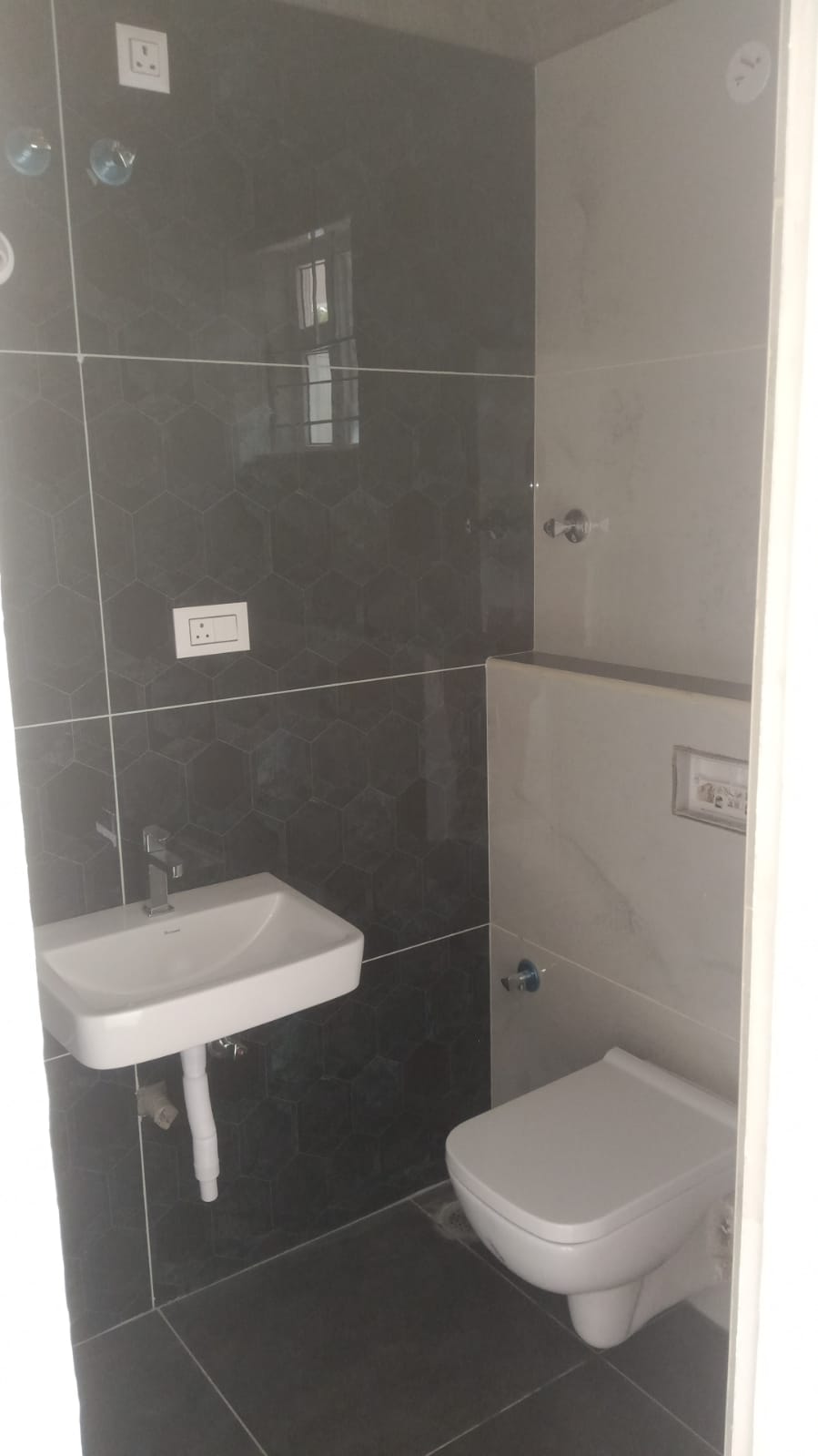 Smart Homes, Stylish Interiors – Luxury 2 & 3 BHKs for Sale