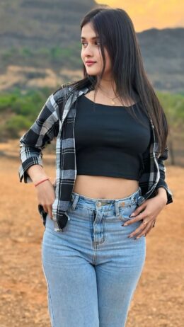 Call Girls In Dwarka Sector 21 +91-9643097474⭐ Delhi ⭐Escort service