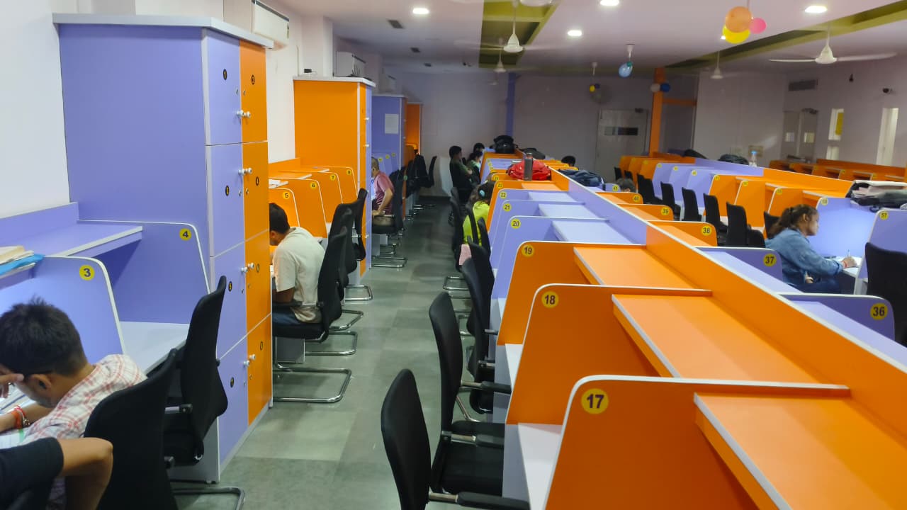 Library in Alambagh – NB Library