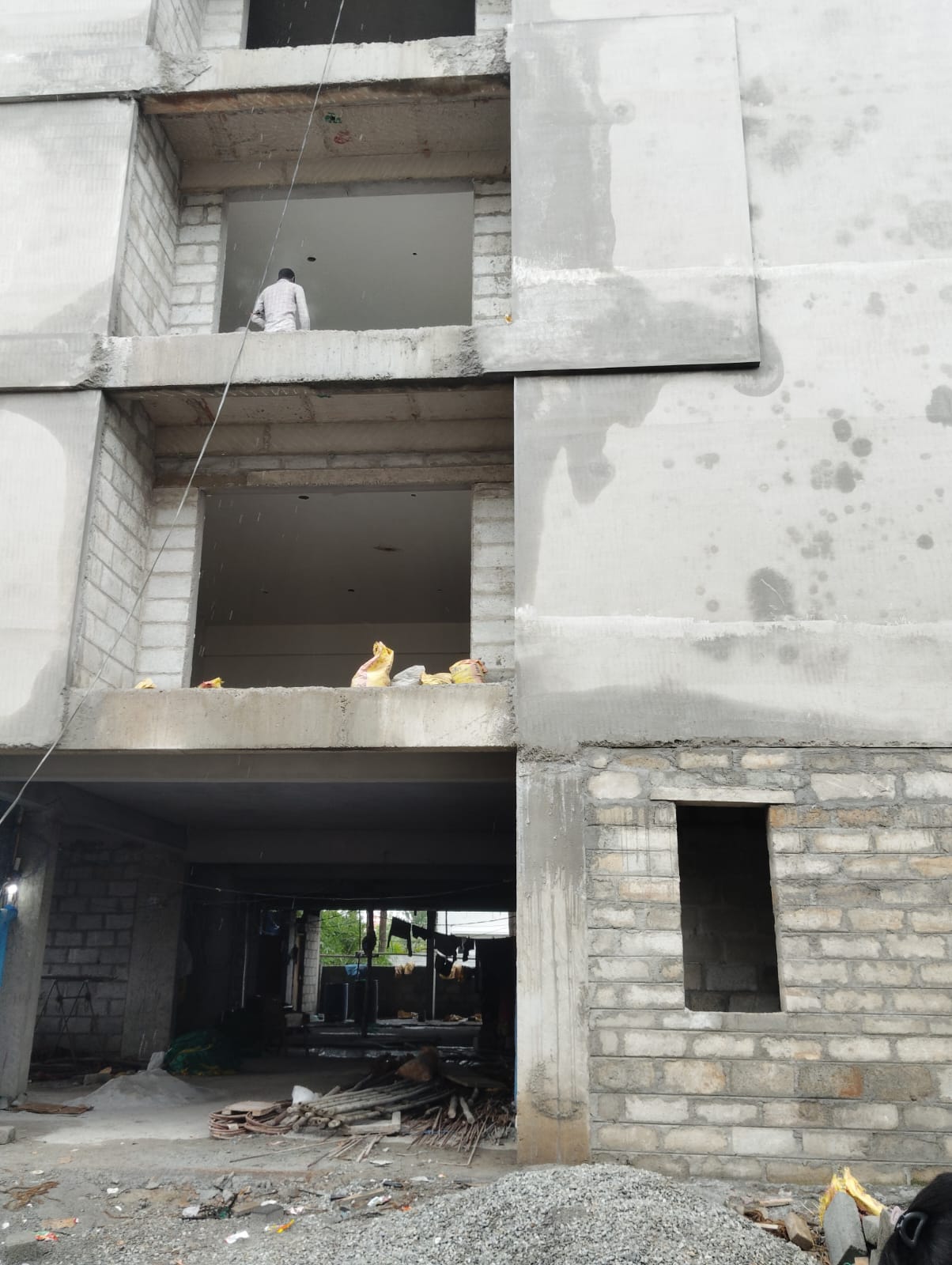 Pre-Launch & Ongoing 2 BHK Luxury Apartments for Sale