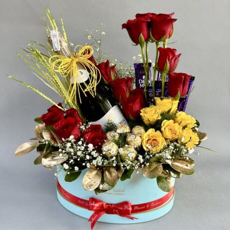 Mix Flowers with JW Champagne & Chocolates – Special Gift Box