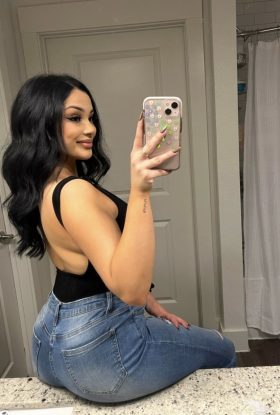 Call Girl In Country Inn & Suites by Radisson, Gurgaon Sector 12 99905\52040 Cash ON Delivary Escorts Service