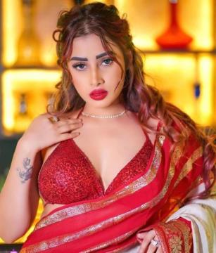 (69)⎷ Call Girls in Model Town -(Delhi)✅9311239389✅ service