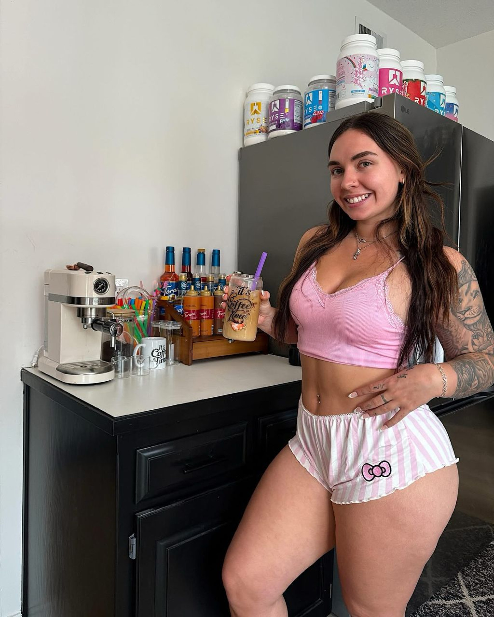 (9958659377) VIP Call Girls in Mahipalpur (Sex Date in Delhi)