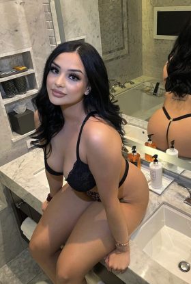 Call Girls In Sector 80 Noida 9911401116 ❤꧂Female Escorts ServiCe Delhi NCR