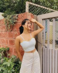 82250c97af9c7222feaf79eaa0075f72-1