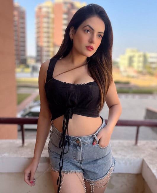 █▬█⓿▀█▀Call Girls In miramar Goa ✤ 8929228677 ✤ Trusted Goa Escorts Services