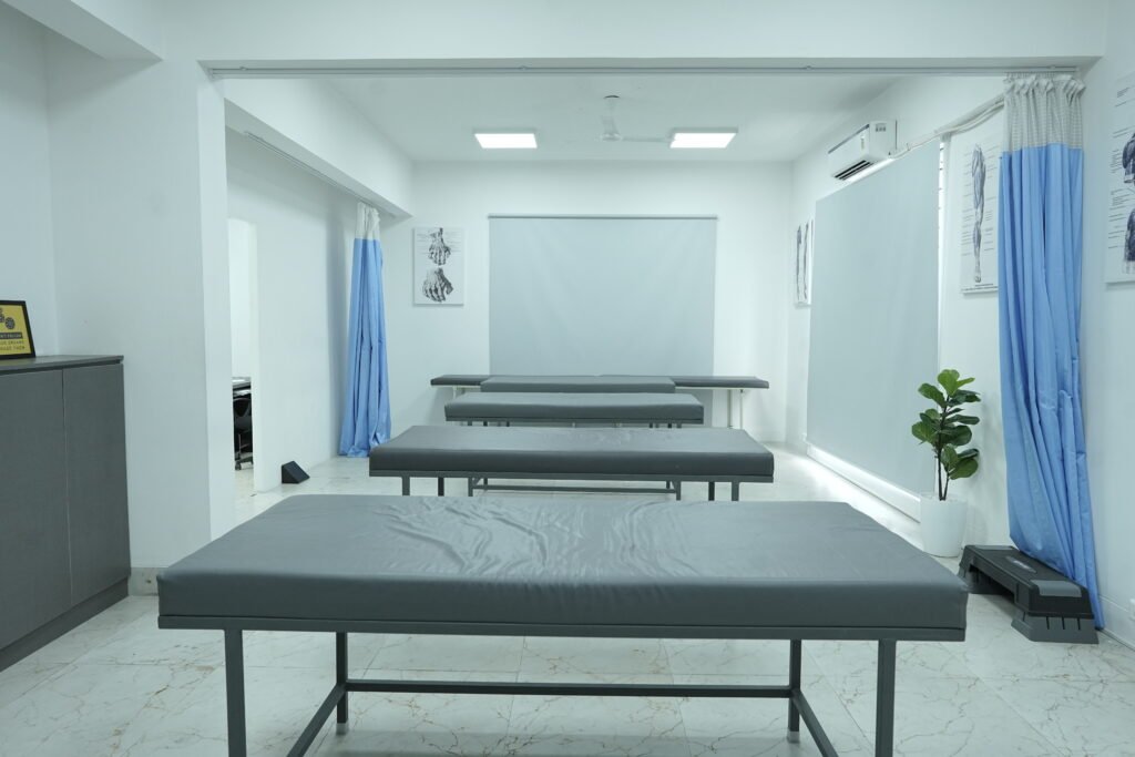 Best Physiotherapy Clinic in Chennai – Fitsiomax