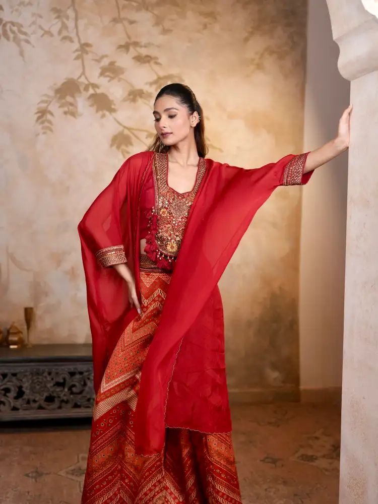 Red Salwar Suit for Ethnic Beauty and Festive Glamour