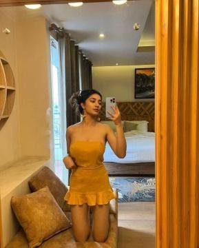 9319099832 CALL GIRLS IN DELHI New Delhi Aerocity